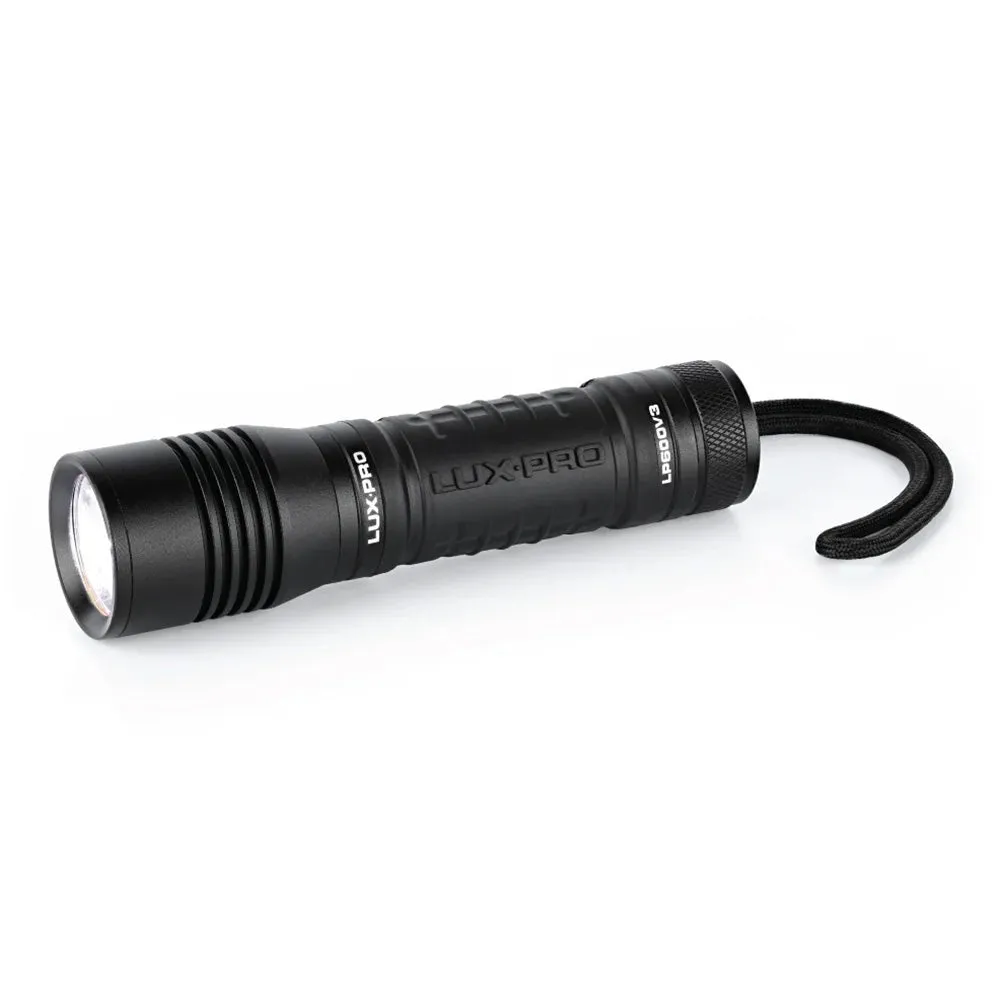 550 LUMEN HIGH-OUTPUT HANDHELD FLASHLIGHT