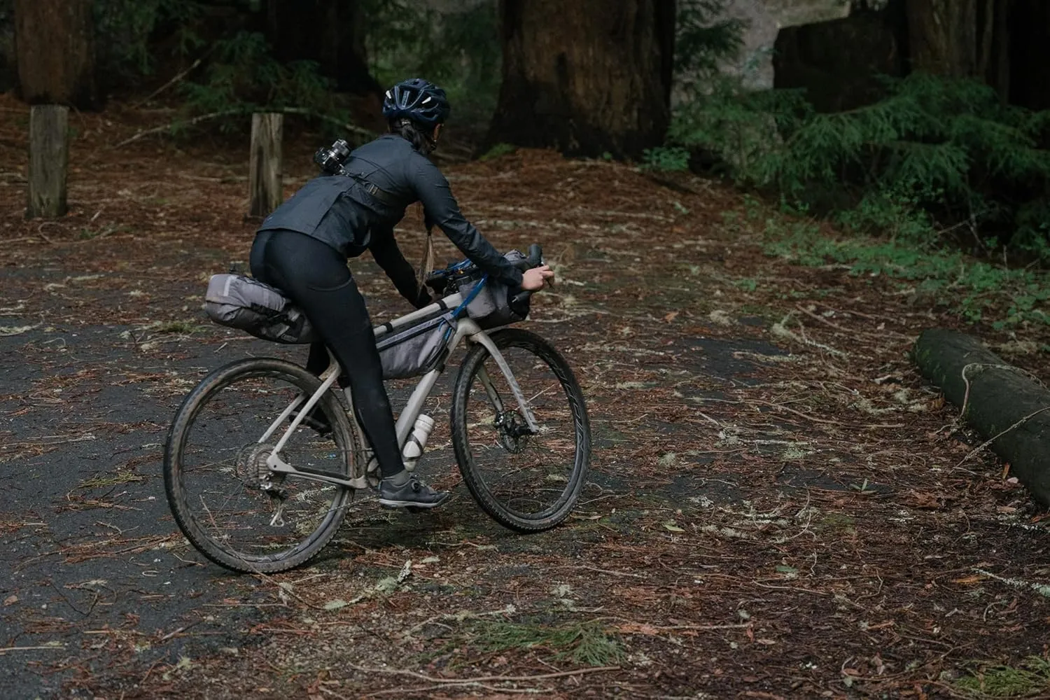 CamelBak M.U.L.E. 9 Bikepacking Rolltop Waterproof Saddle Bag