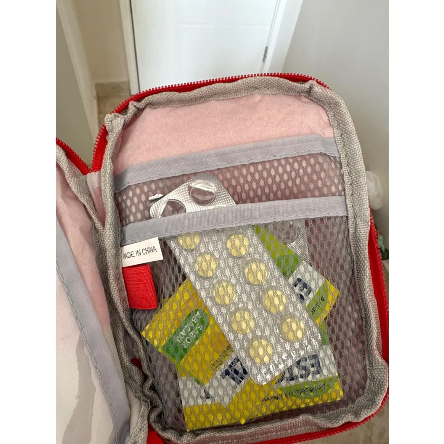 Compact Travel First Aid Kit Pouch [1 Qty], Mini Outdoor First Aid Kit, Portable Travel Medicine Kit, Emergency Kit Small.