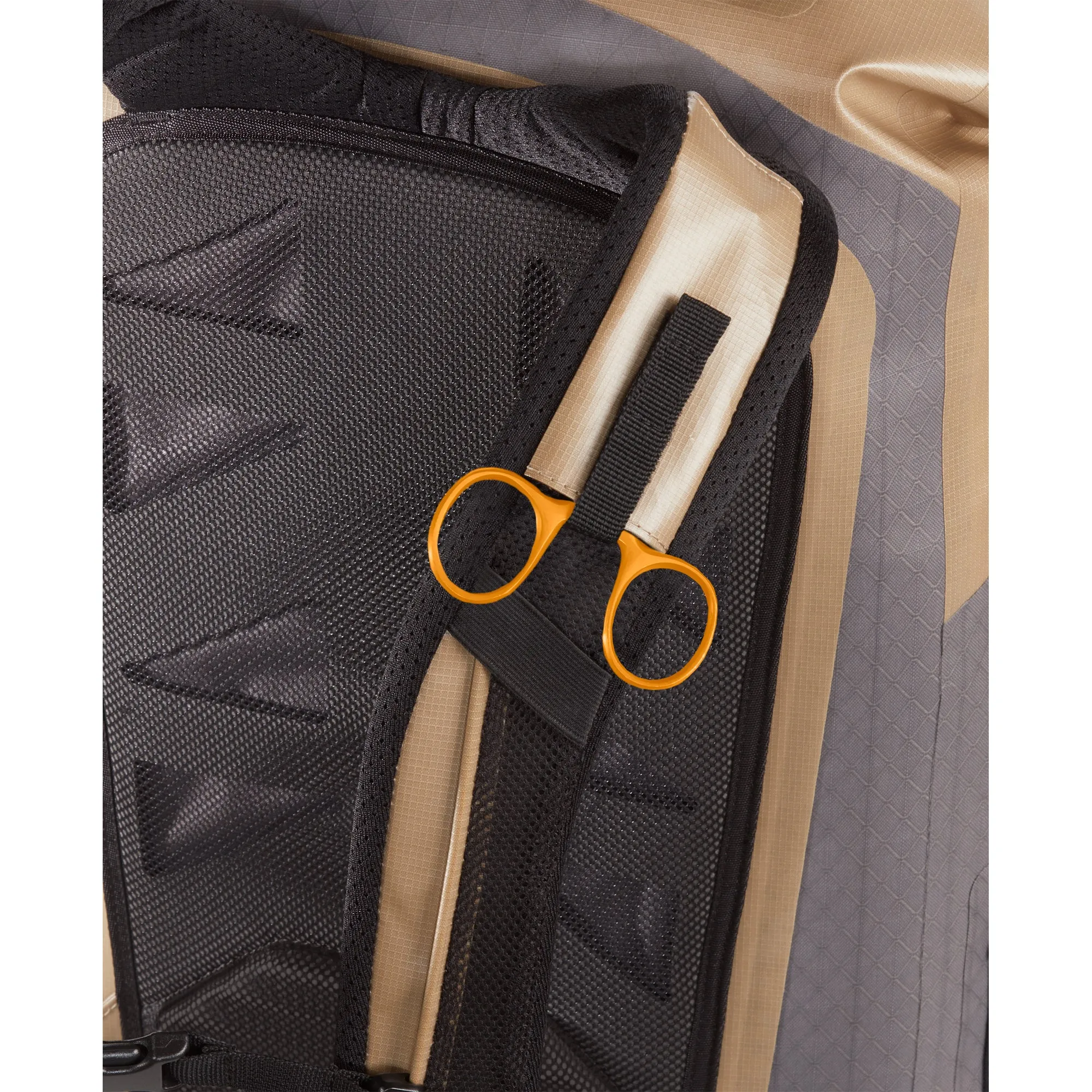Dakine Cyclone Wet/Dry Roll Top 34L Castle Stone