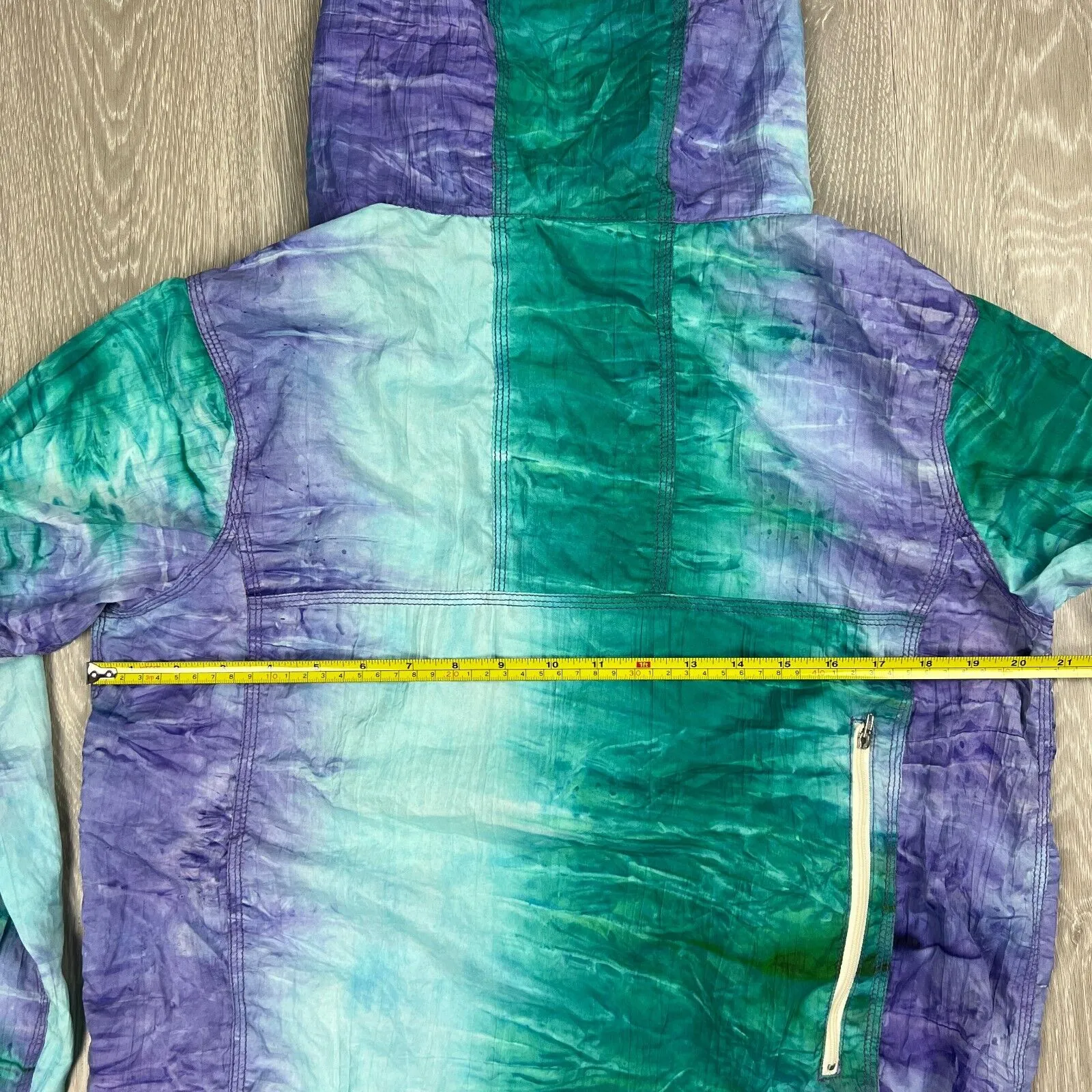 Go Slow Caravan Packable Windbreaker Hooded Jacket Size 3 (S/M approx)