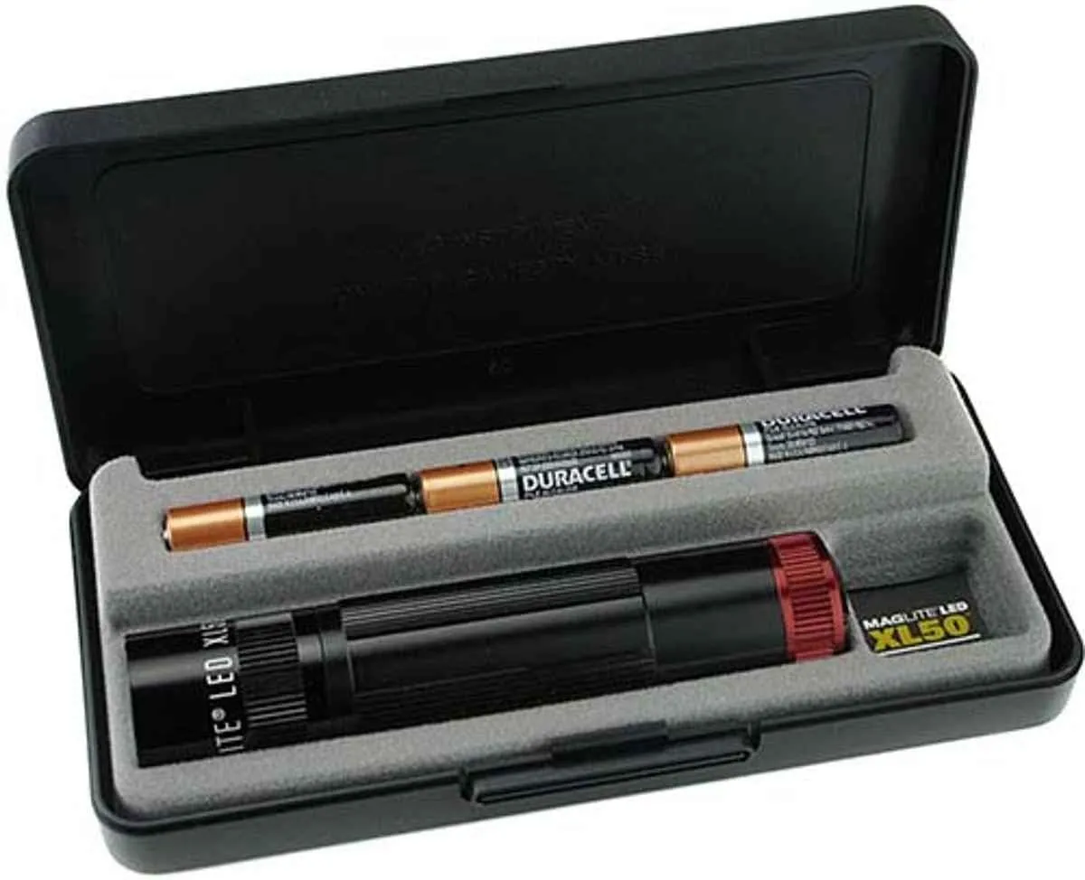Maglite, XL50 Spectrum Series Flashlight, AAA, Black Body, Red LED Light