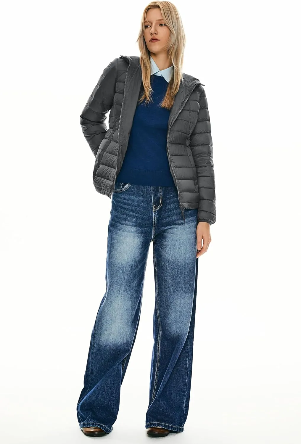 Orolay Women's Packable Down Jacket Hooded Ultra Light Weight Short Puffer Coat with Pockets