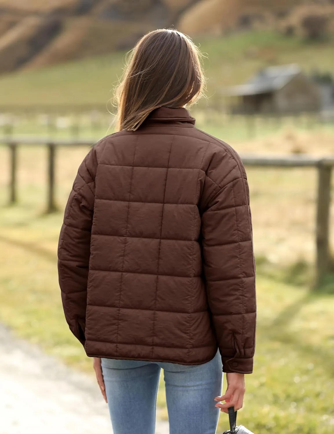 Quilted Puffer Jacket Women Lightweight Short Zip Up Padded Coat with Pockets