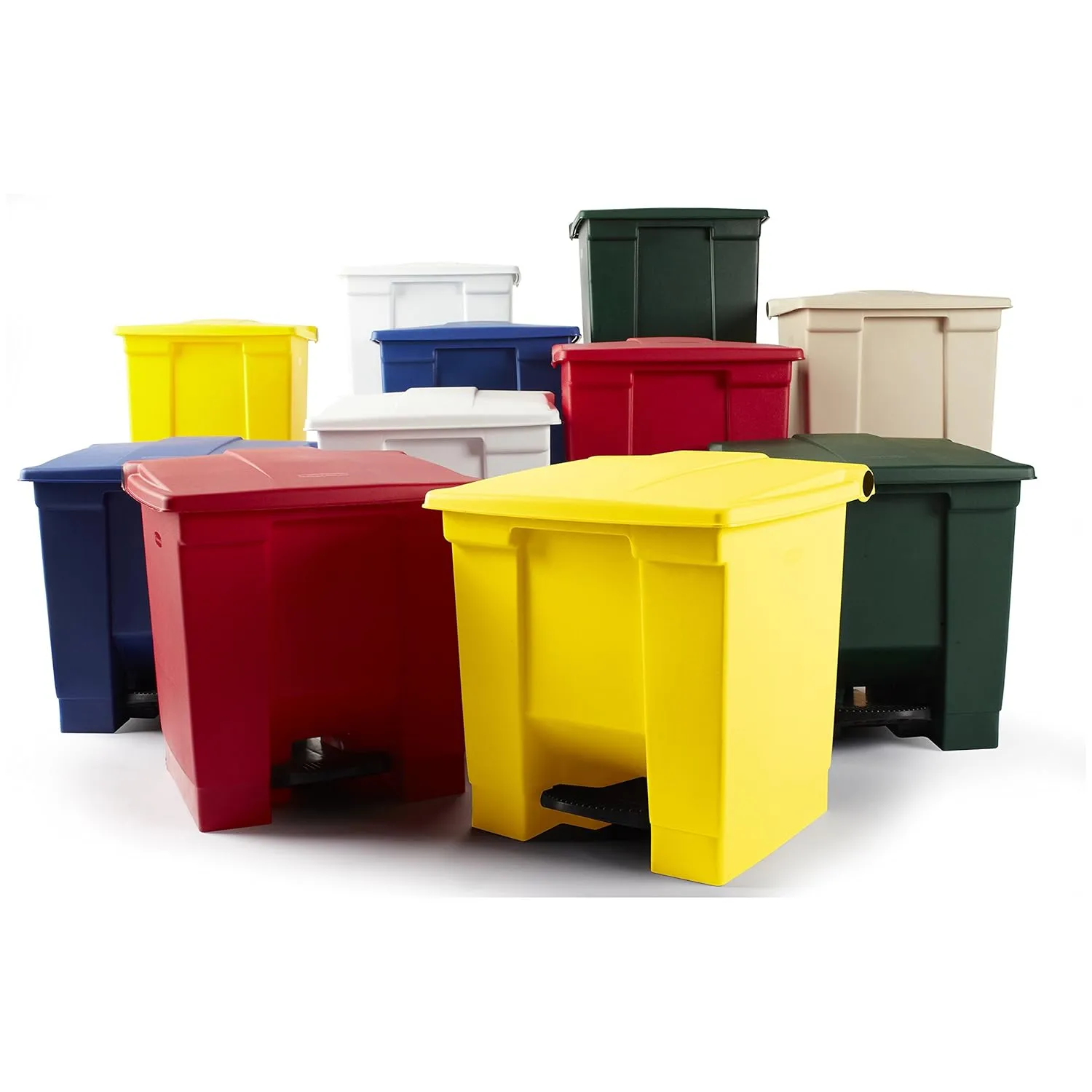 Rubbermaid Commercial Products Legacy Step-On Trash/Garbage Can/Bin, 8 Gallon, Beige, for Doctor's Office/Hospitals/Healthcare