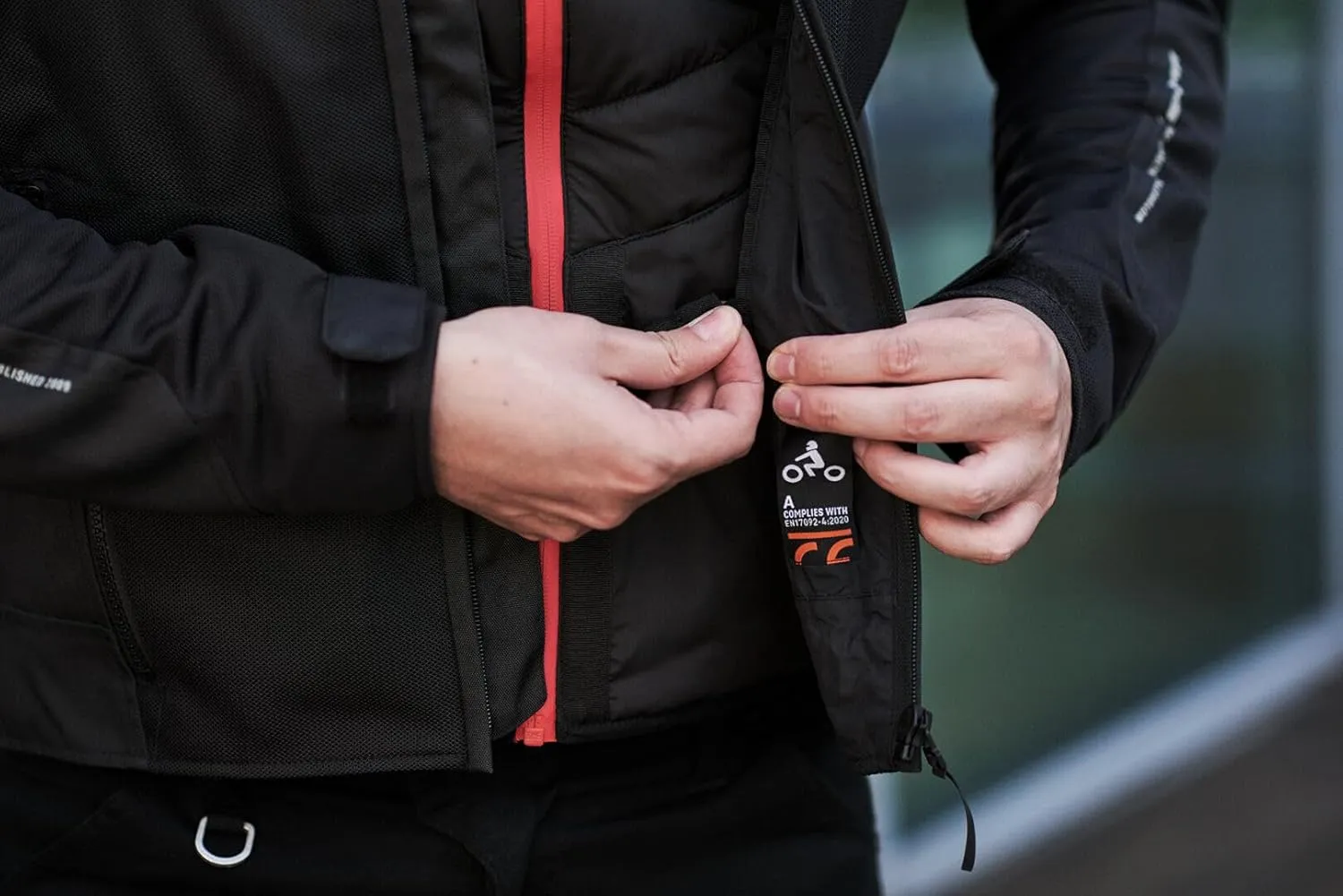 SHIMA WARMUP men's motorbike jacket - quilted jacket with insulation layer and windproof fabric on sleeves (Black, XL)