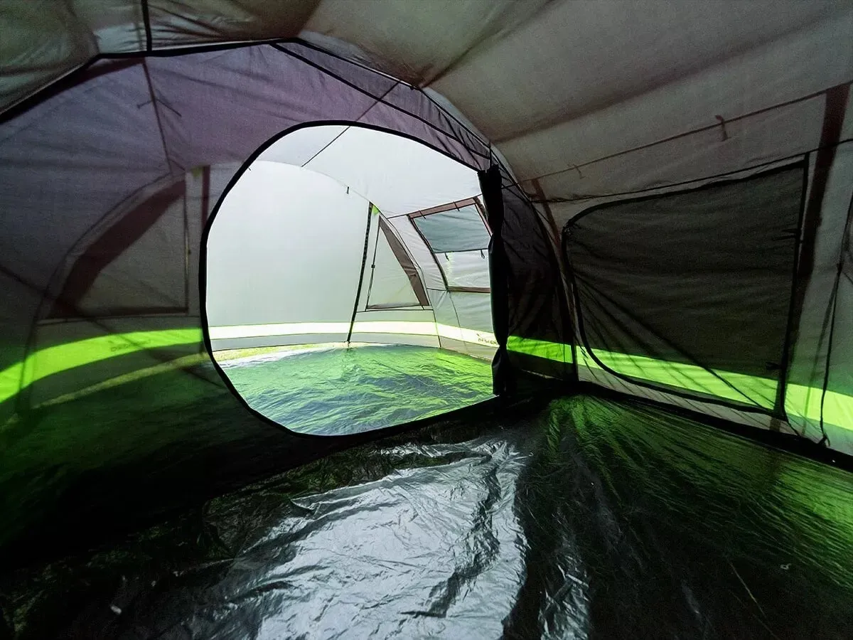 Skandika Kambo 6 Tent Tunnel 6 Person in Black & Green (SKA0048)