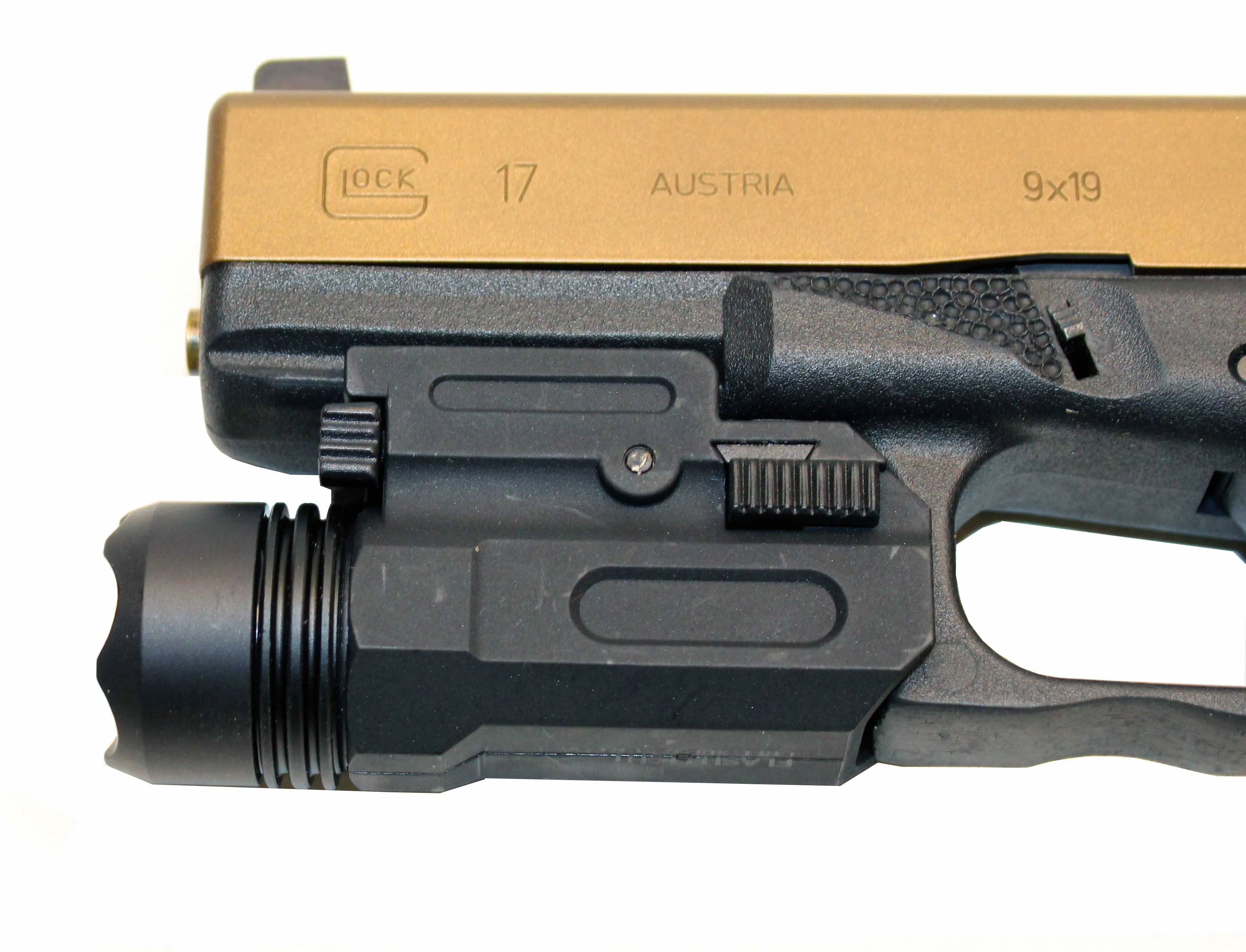 Trinity flashlight 300 lumens for FN 509 Handgun.