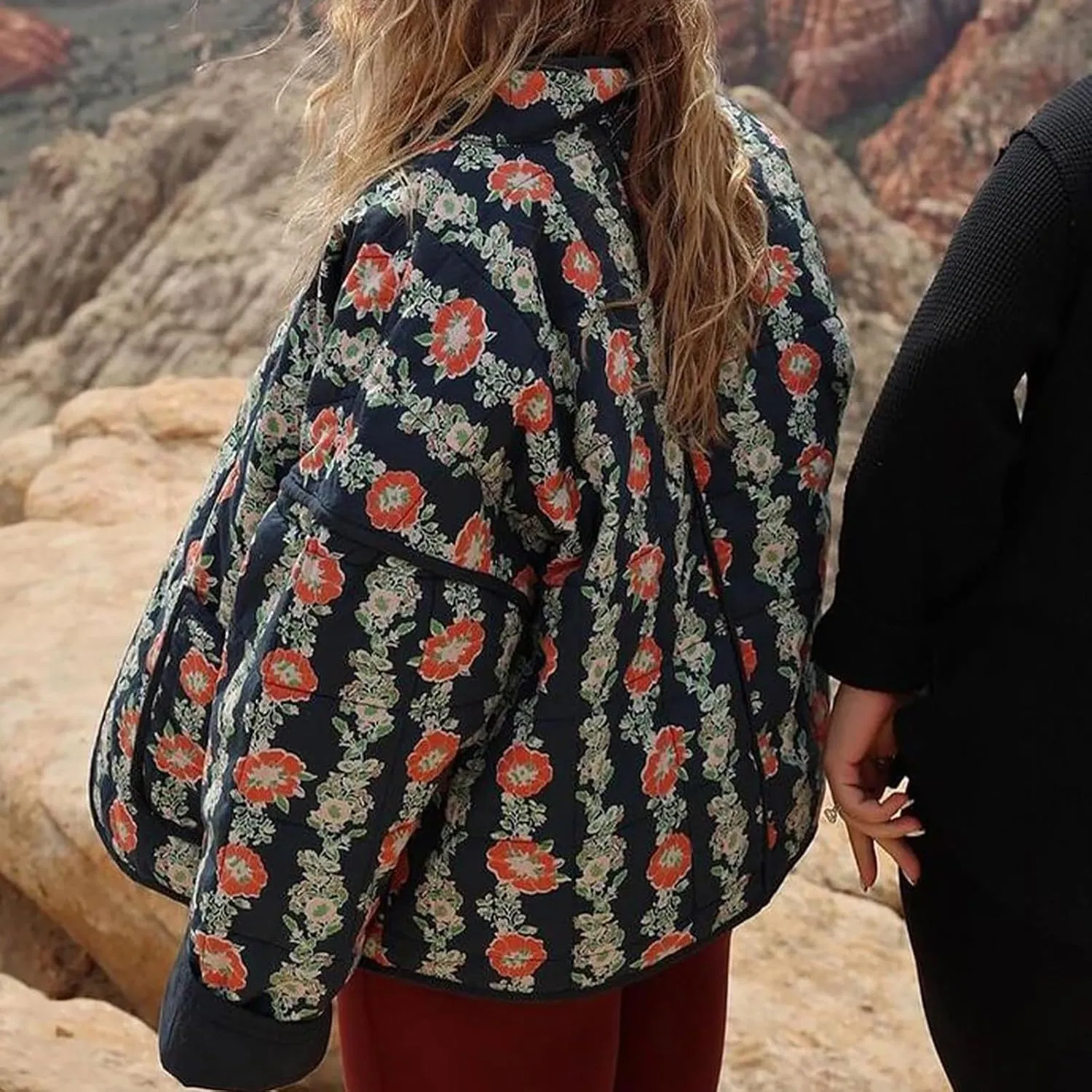 Women's Cropped Puffer Jacket Lightweight Floral Print Long Sleeve Padded Quilted Jackets Puffy Car